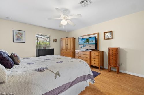 2903 20th Ave, Cape Coral FL  33904-4075 exterior