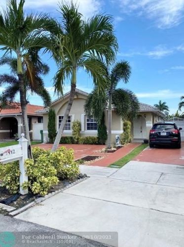 3112 72nd Ter, Hialeah, FL 33018-5225