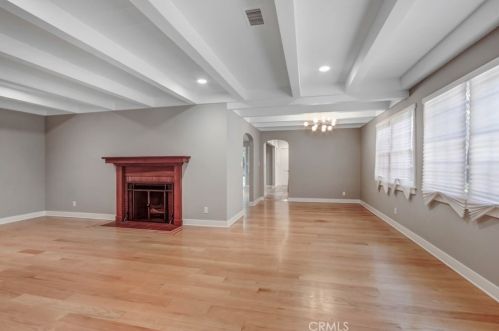 11805 Hartsook St, North Hollywood CA  91607-3215 exterior