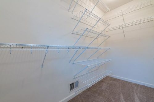 226 Tacoma Ave, Latrobe PA  15650-1237 exterior