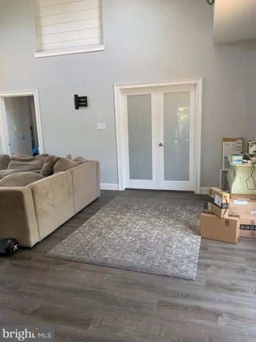 221 Monroeville Rd, Swedesboro NJ  08085-3450 exterior