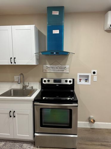 220 Mountain View Ave, Glendora CA  91741-3301 exterior