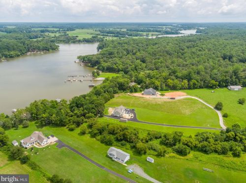 26605 Pennfields Dr, Madison Mills VA  22960-3669 exterior