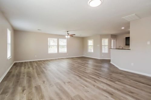 264 Kellyn Ct, Conroe TX  77306-6339 exterior