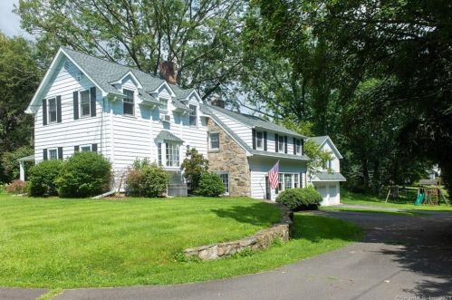 327 Jelliff Mill Rd, New Canaan, CT 06840-6515