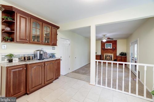 13601 Brass Harness Ct, Herndon VA  20171-3364 exterior