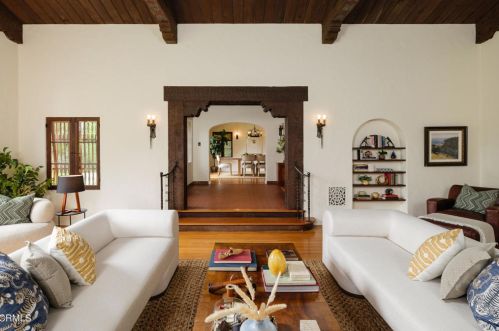 1765 Homewood Dr, Altadena CA  91001-2750 exterior