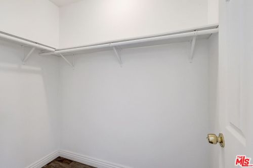 4613 Dunrobin Ave, Lakewood CA  90713-2527 exterior