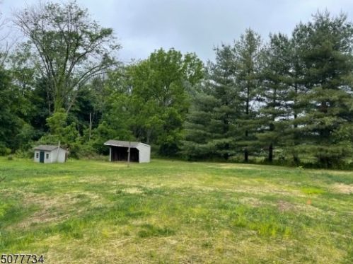 46 Everitts Rd, East Amwell Township, NJ 08551-1813