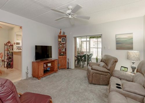1141 84th Ave, Saint Petersburg, FL 33702-3393