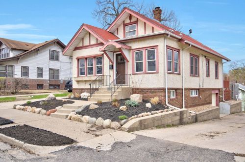 1856 42nd St, Minneapolis, MN 55407-3463