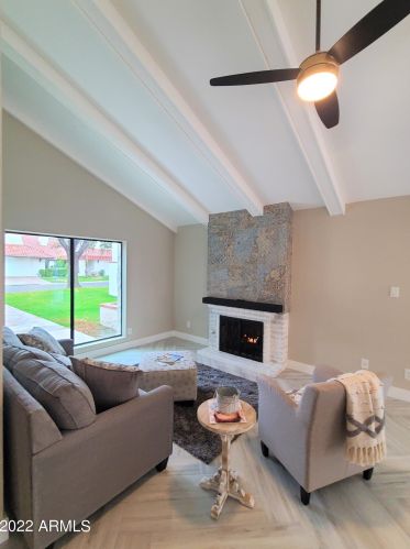 5820 Scottsdale Rd, Scottsdale AZ  85253-5916 exterior