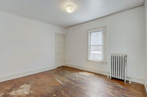 1641 32, Milwaukee WI 53215-2108 exterior