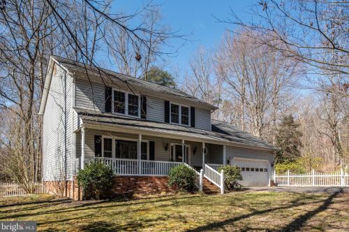 1813 Artillery Ridge Rd, Fredericksburg VA  22408-2502 exterior