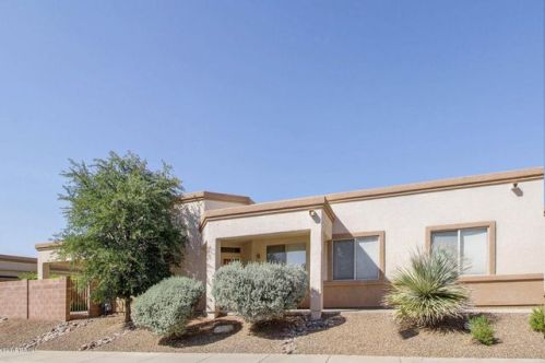 7481 Navigator Ln, Tucson, AZ 85756-9493