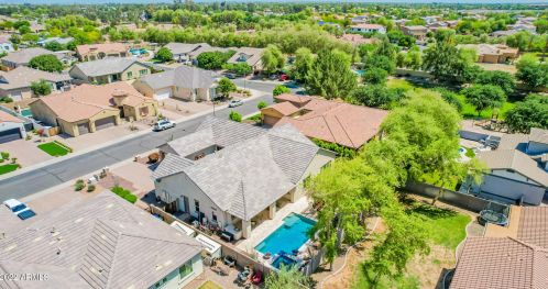 1525 Scorpio Pl, Chandler AZ 85249-5126 exterior