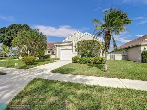 7725 Mansfield Hollow Rd, Delray Beach FL  33446-3375 exterior