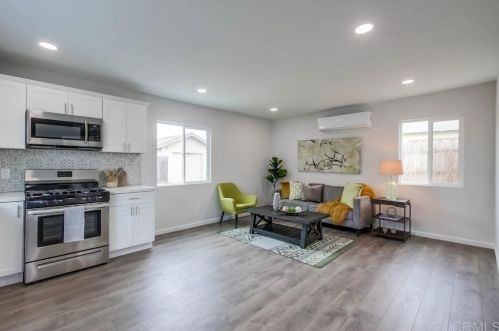 1720 L Ave, National City CA  91950-4819 exterior