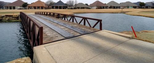 9404 Orangewood Trl, Denton TX  76207-8622 exterior