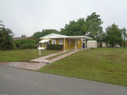 301 Canyon Dr, Lehigh Acres FL  33936-7129 exterior