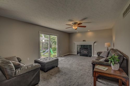 1814 Merrimac Ct, Hamilton, KY 41091-7658