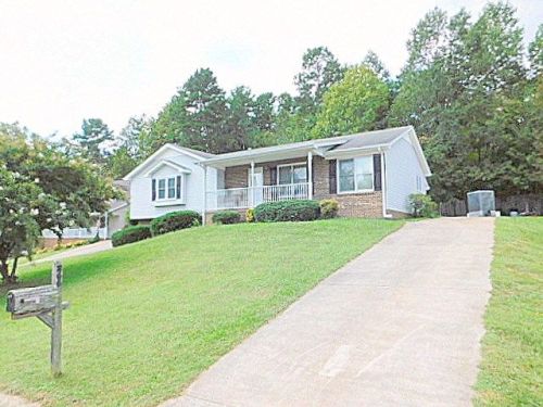 266 Robinwood Pl, Danville, VA 24540-6300