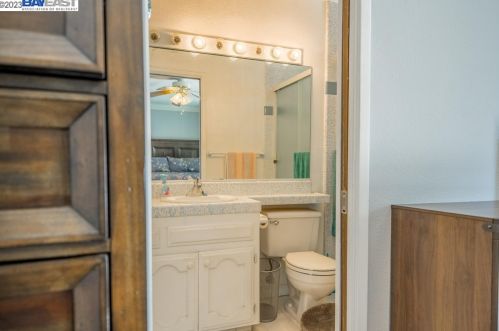 1617 Dulwich Dr, Modesto CA  95358-1021 exterior