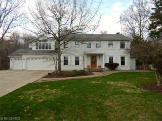2782 Tall Oak Cir, Mecca, OH 44410-1767