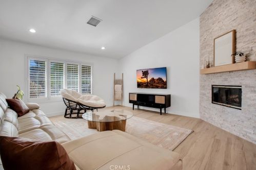 7645 Victoria Ave, Yucca Valley CA  92284-6152 exterior