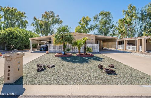 8938 Country Club Dr, Chandler, AZ 85248-6417