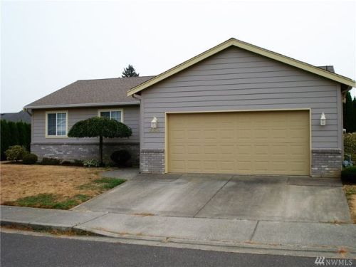 2004 Buttercup Dr, Lynden, WA 98264-9595