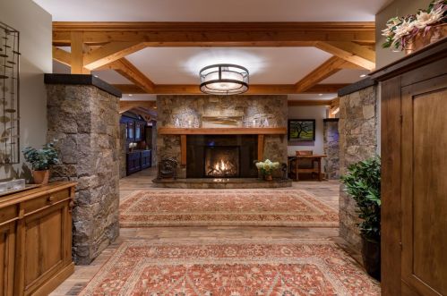 756 Clement Hill Rd, Hopkinton NH  03229-3314 exterior