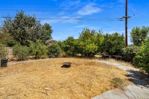3095 Sepulveda Ave, San Bernardino CA  92404-2330 exterior