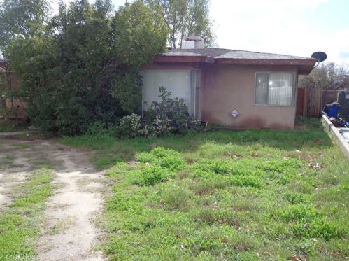 633 Randall Ave, Rialto, CA 92376-6946