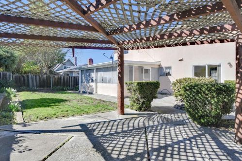 1450 Olympic Dr, Milpitas CA exterior