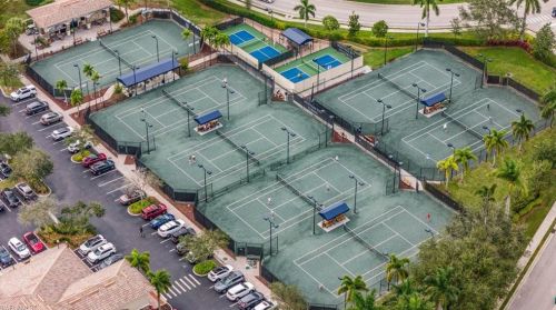 10070 Biscayne Bay Ln, Naples FL 34120-3754 exterior