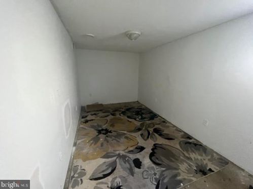 521 Tatum St, West Deptford NJ  08096-3408 exterior