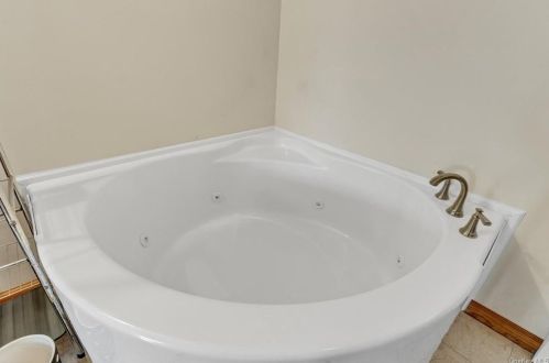 724 Sackett Lake Rd, Monticello NY  12701-4714 exterior