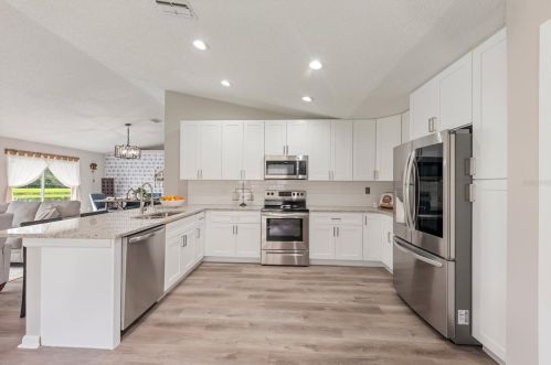 10406 Ashley Oaks Dr, Riverview FL  33578-8828 exterior