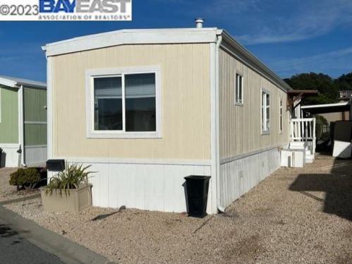 208 2nd Ave, Pacifica CA  94044-2202 exterior