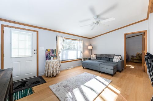 16 Saddle Back Cir, Ellsworth NH  03223-4748 exterior