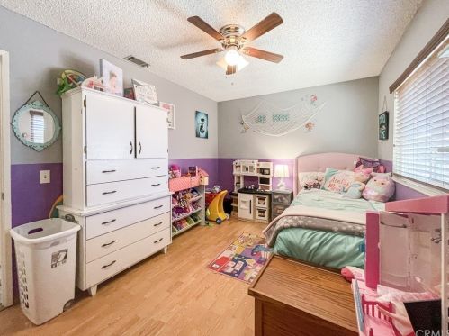 242 White Oak Rd, Lake Elsinore CA  92530-5181 exterior