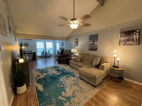70 Westwood Dr, Chita, TX 75862-8896