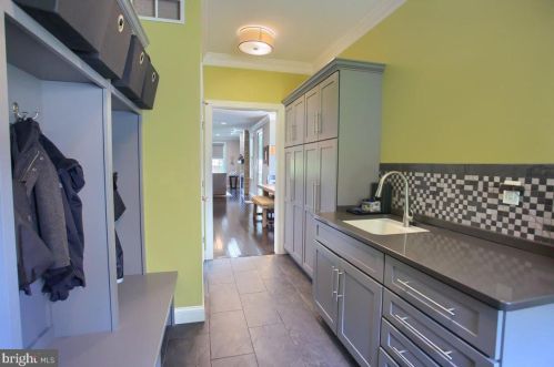 504 Sophia Cir, Hummelstown PA  17036-7089 exterior