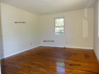 1312 Old Middleburg Rd, Jacksonville FL  32210-1102 exterior