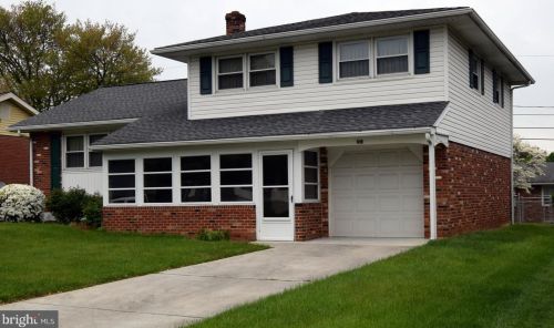 2613 Heritage Farm Dr, Wilmington, DE 19808-3729