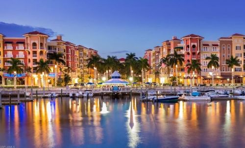 1065 Pine Isle Ln, Naples FL  34112-6181 exterior