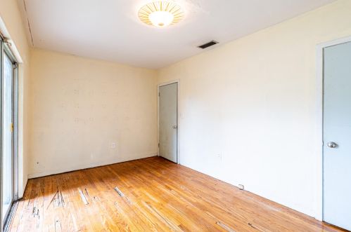 60 Olive Dr, Hialeah FL  33010-5212 exterior