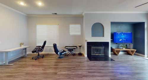 3112 Edgeview Dr, Modesto CA  95355-7302 exterior