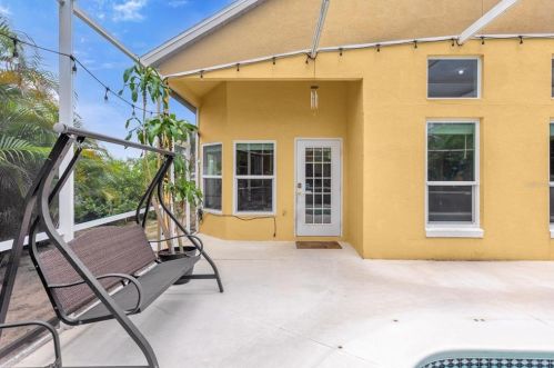 418 Riggs Cir, Davenport FL 33897-6007 exterior